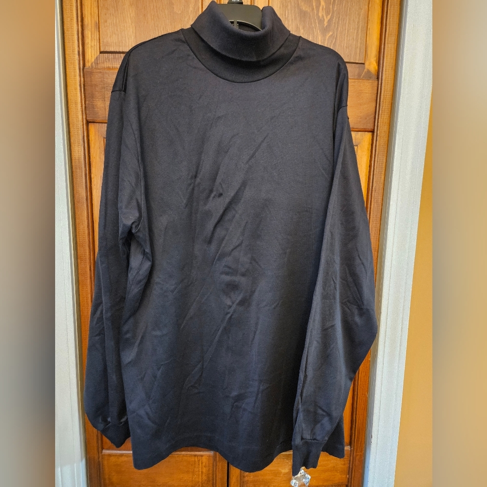 Black Long Sleeve Men's Tee